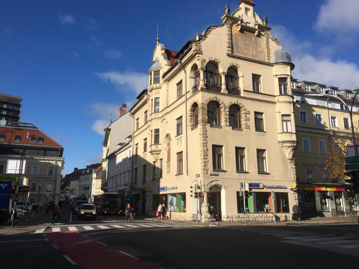 Palais Gutenberg La Ville Klagenfurt am Woerthersee ภายนอก รูปภาพ